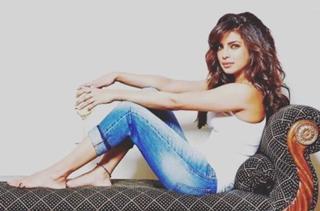 Priyanka Chopra Jonas feet photo thumbnail