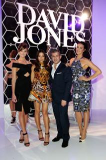 Jessica Gomes feet photo thumbnail