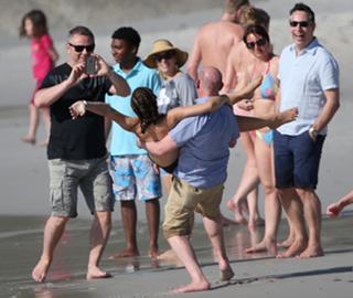 Myleene Klass feet photo thumbnail