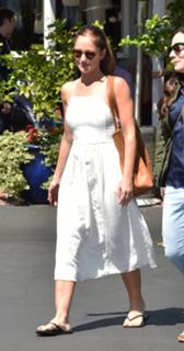 Minka Kelly feet photo thumbnail