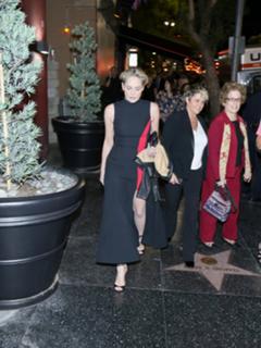 Sharon Stone feet photo thumbnail