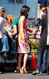 Courteney Cox feet photo thumbnail