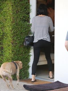Courteney Cox feet photo thumbnail
