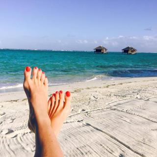 Sonya Kraus feet photo thumbnail