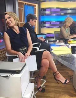 Amy Robach feet photo thumbnail