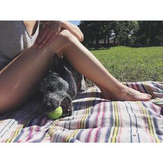 Adriene Mishler feet photo thumbnail