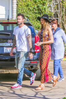 Behati Prinsloo feet photo thumbnail