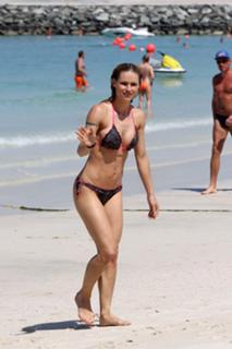 Michelle Hunziker feet photo thumbnail