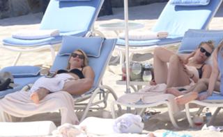 Maria Sharapova feet photo thumbnail