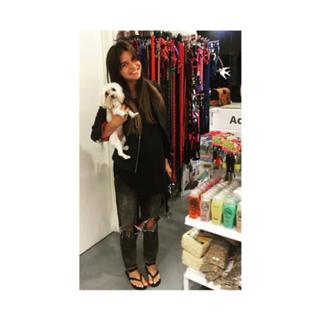 Zaira Nara feet photo thumbnail