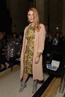 Ashley James feet photo thumbnail