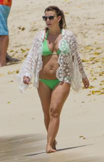 Coleen Rooney feet photo thumbnail