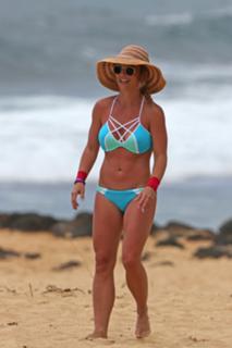 Britney Spears feet photo thumbnail