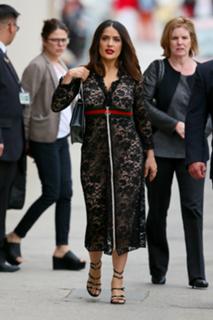 Salma Hayek feet photo thumbnail