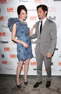 Emma Stone feet photo thumbnail