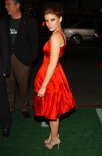 Kate Mara feet photo thumbnail