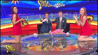 Ludovica Frasca feet photo thumbnail