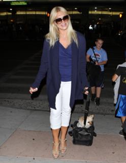 Brooke Hogan feet photo thumbnail