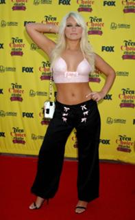 Brooke Hogan feet photo thumbnail