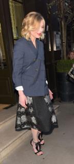 Kirsten Dunst feet photo thumbnail