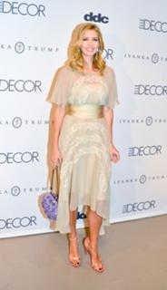 Ivanka Trump feet photo thumbnail