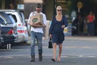 Kate Bosworth feet photo thumbnail
