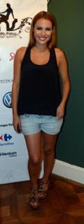 Carolina Ardohain feet photo thumbnail