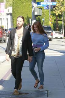 Lana Del Rey feet photo thumbnail