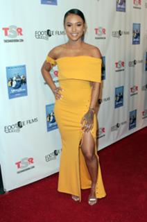 Karrueche Tran feet photo thumbnail