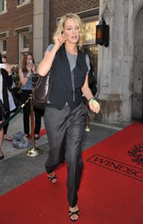 Uma Thurman feet photo thumbnail