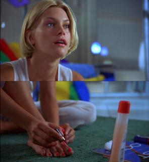 Natasha Henstridge feet photo thumbnail