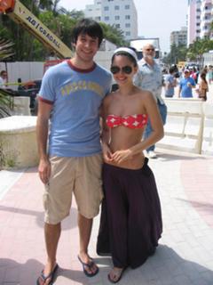 Rachel Bilson feet photo thumbnail