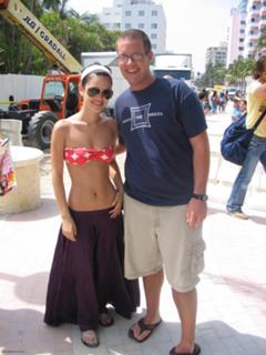 Rachel Bilson feet photo thumbnail
