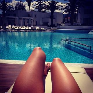 Pamela Reif feet photo 1