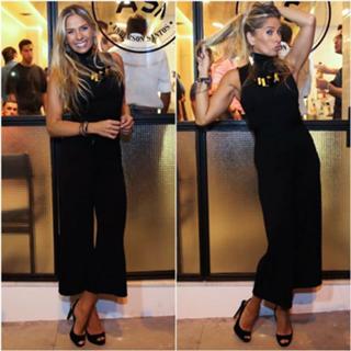 Adriane Galisteu feet photo thumbnail