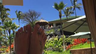 Britney Spears feet photo thumbnail