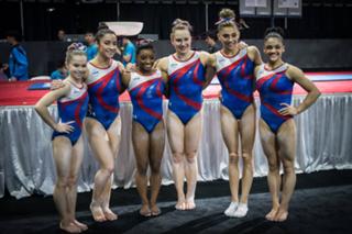 Aly Raisman feet photo thumbnail