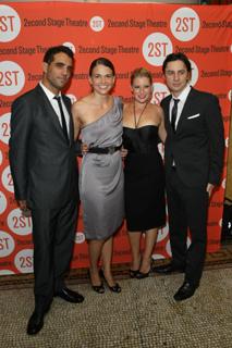 Sutton Foster feet photo 1