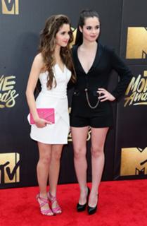 Laura Marano feet photo thumbnail