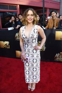 Emilia Clarke feet photo thumbnail