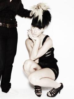 Katy Perry feet photo thumbnail