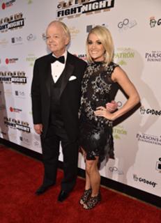 Carrie Underwood feet photo thumbnail