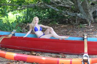 Heidi Montag feet photo thumbnail