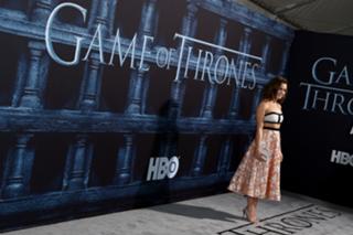 Maisie Williams feet photo thumbnail