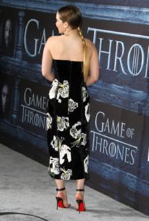 Emilia Clarke feet photo thumbnail