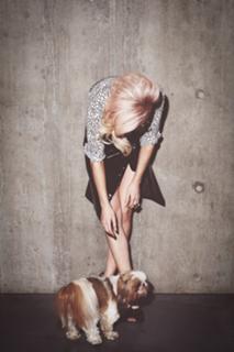 Ellie Goulding feet photo thumbnail