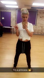 Paige VanZant feet photo thumbnail