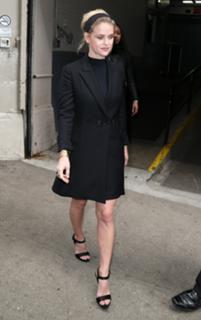 Alice Eve feet photo thumbnail