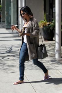 Jenna Dewan feet photo thumbnail