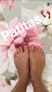 Thalía feet photo thumbnail